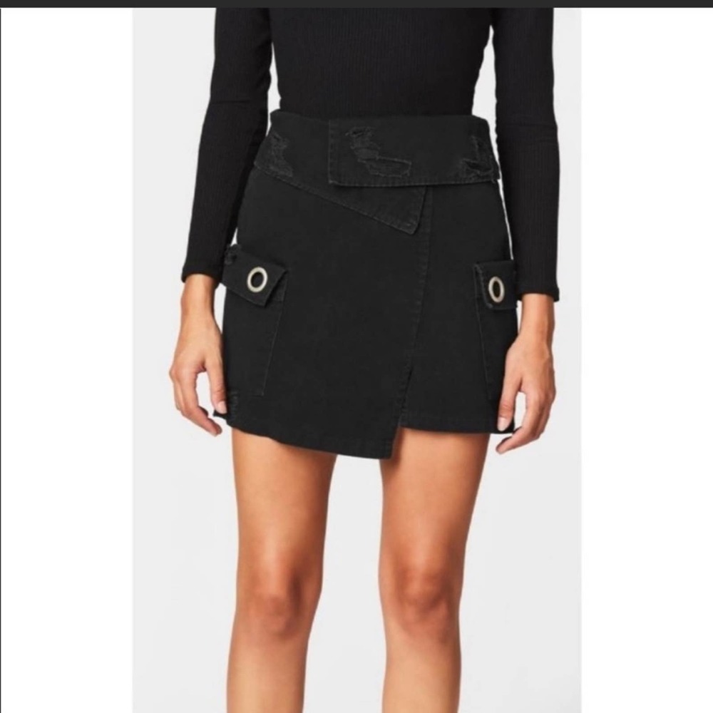 NWT Carmar black cargo fold over mini skirt